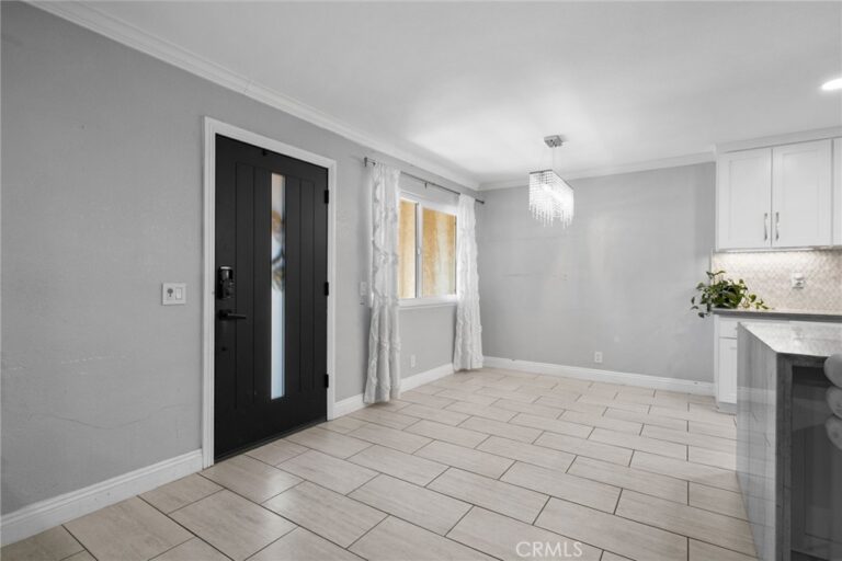 9954 Albany, Rancho Cucamonga