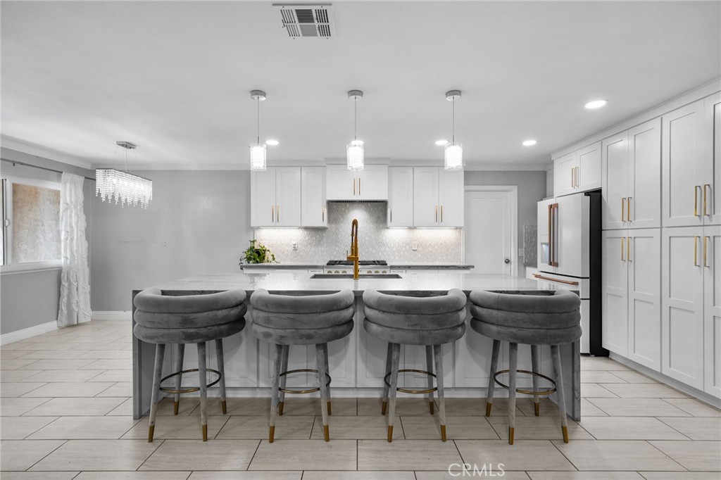9954 Albany, Rancho Cucamonga