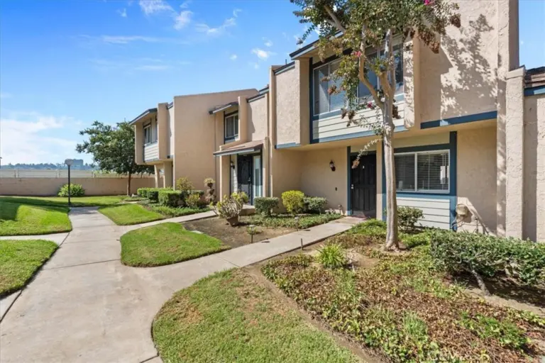 1002 Harrington, West Covina