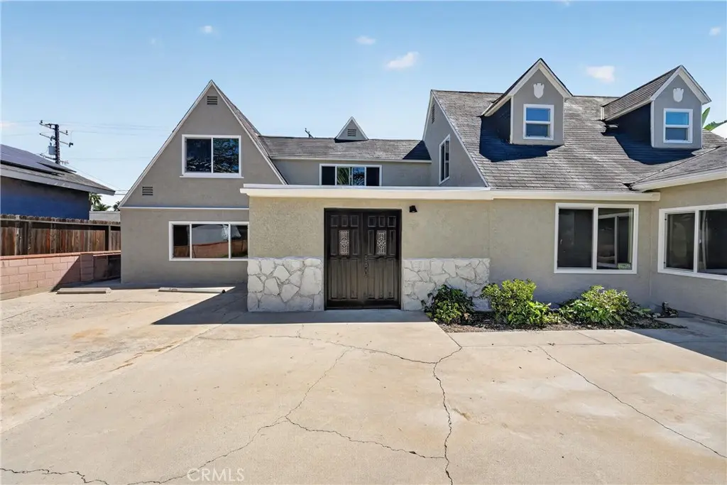 1028 S Sunkist, West Covina