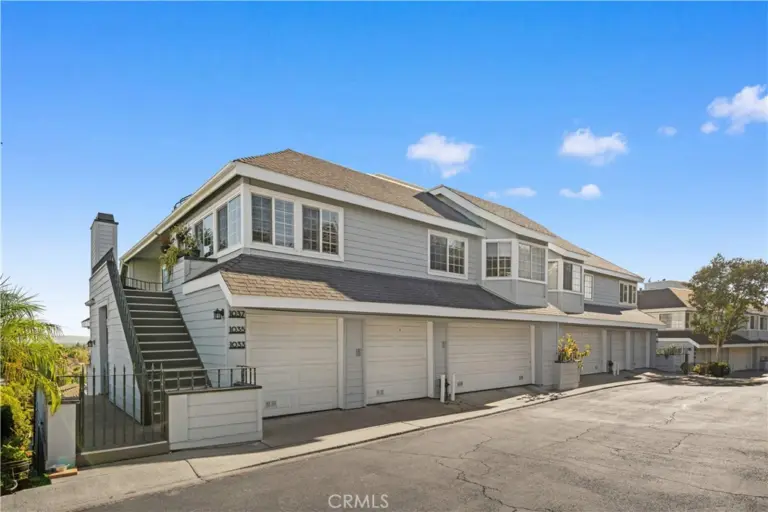 1033 Lakeview, Azusa