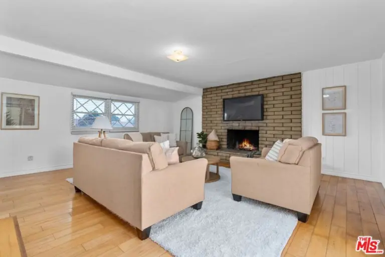 1049 Newhill Street, Glendora