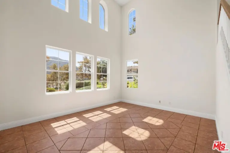 11 Turning Leaf Way, Azusa