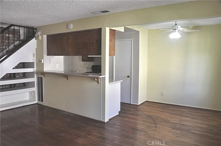 1102 W Calle Del Sol, Azusa