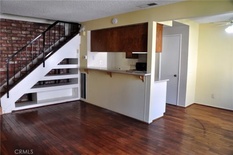 1102 W Calle Del Sol, Azusa
