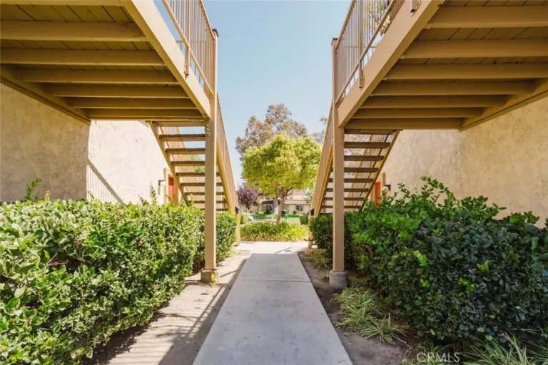 1113 N Barston Avenue, Covina