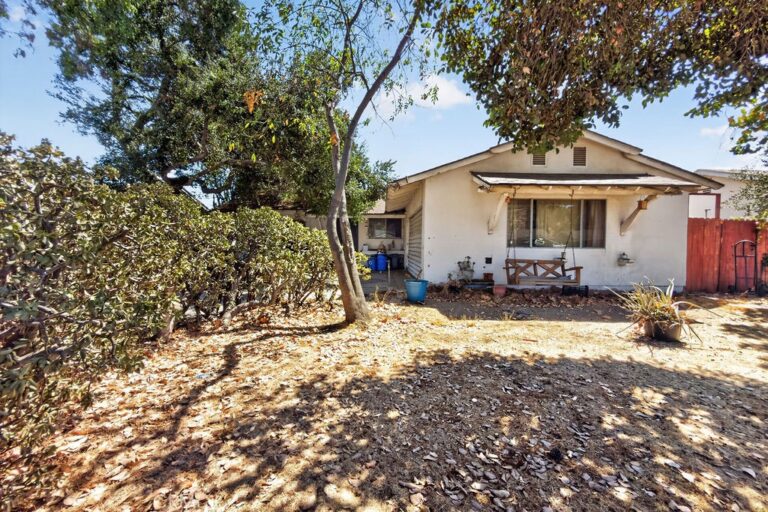 1116 Essex, Glendora