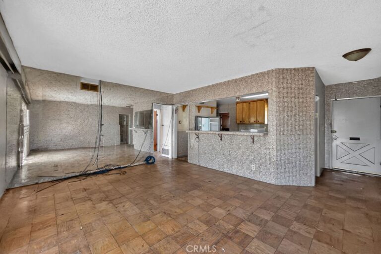 1116 Essex, Glendora