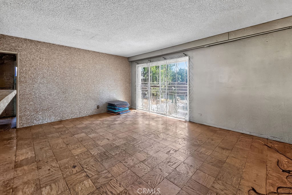 1116 Essex, Glendora