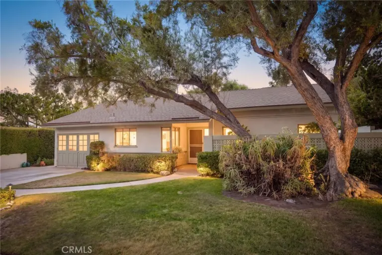 1143 Oxford Avenue, Claremont