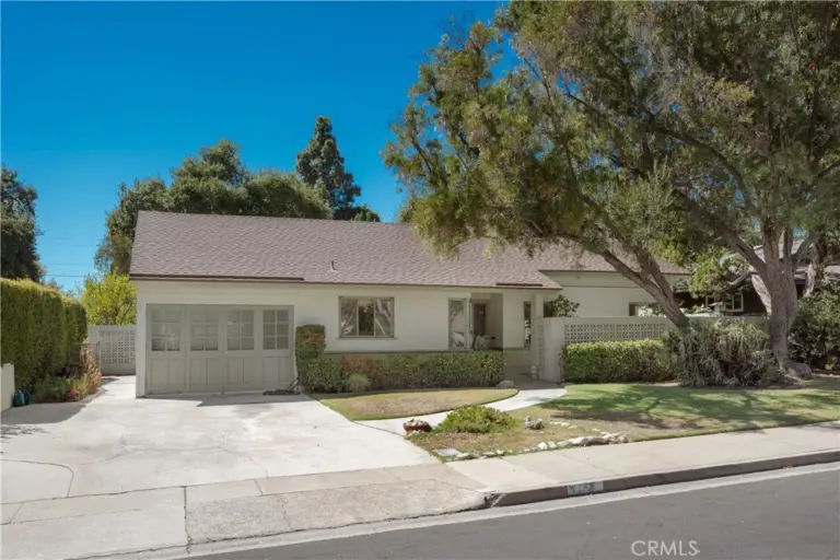 1143 Oxford Avenue, Claremont