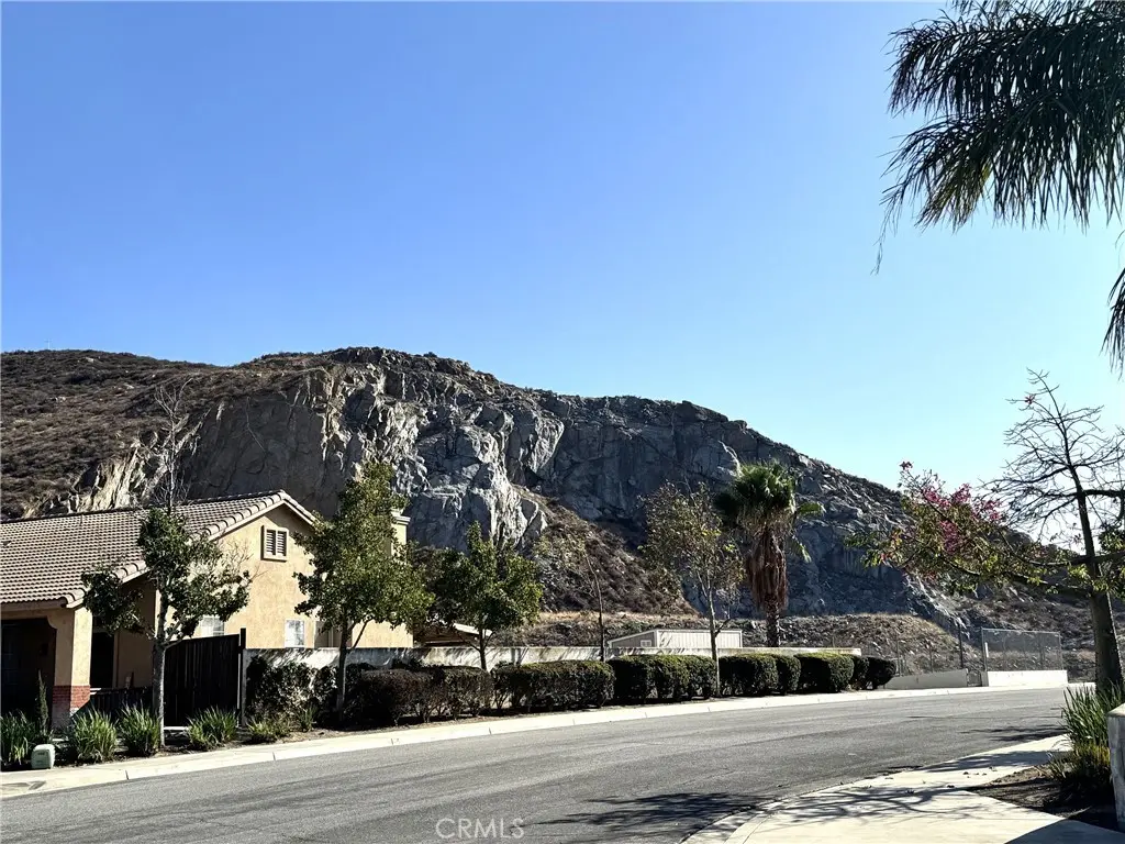 11451 Caraway Court, Fontana