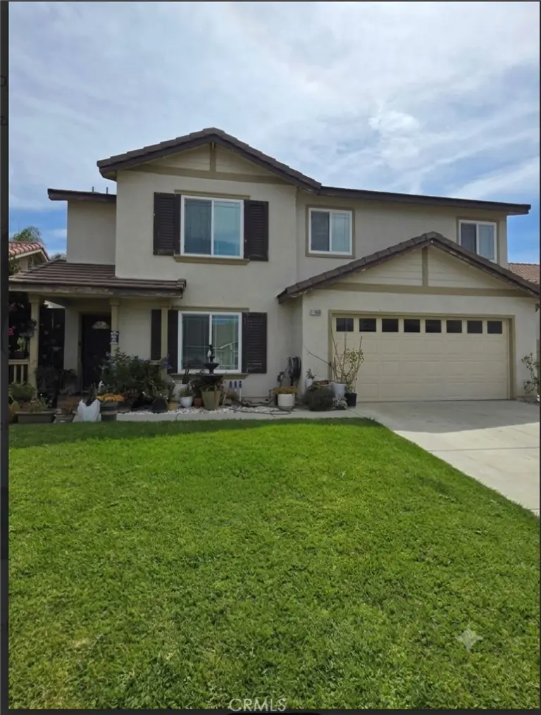 11469 Bolero, Fontana