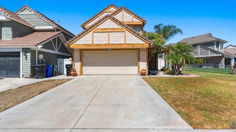 11479 Hideaway Lane, Fontana