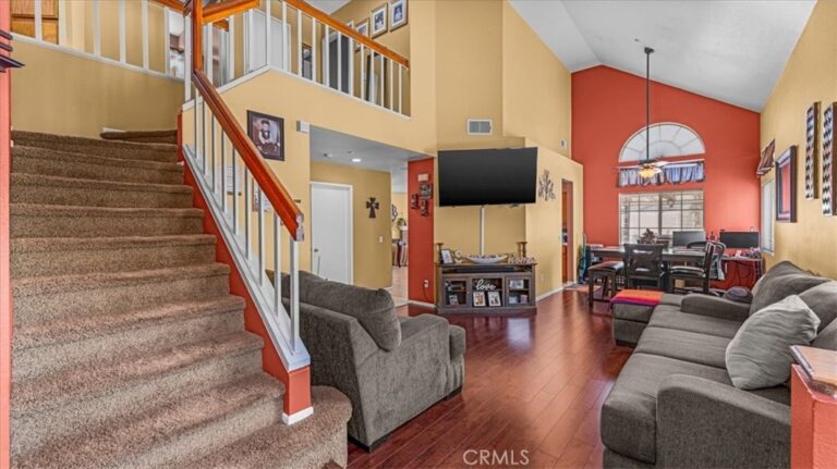 11479 Hideaway Lane, Fontana