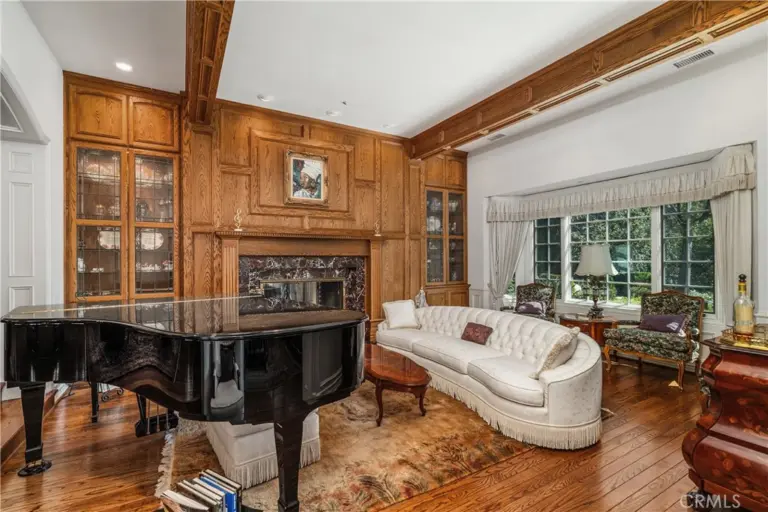 1170 N Englewild Drive, Glendora