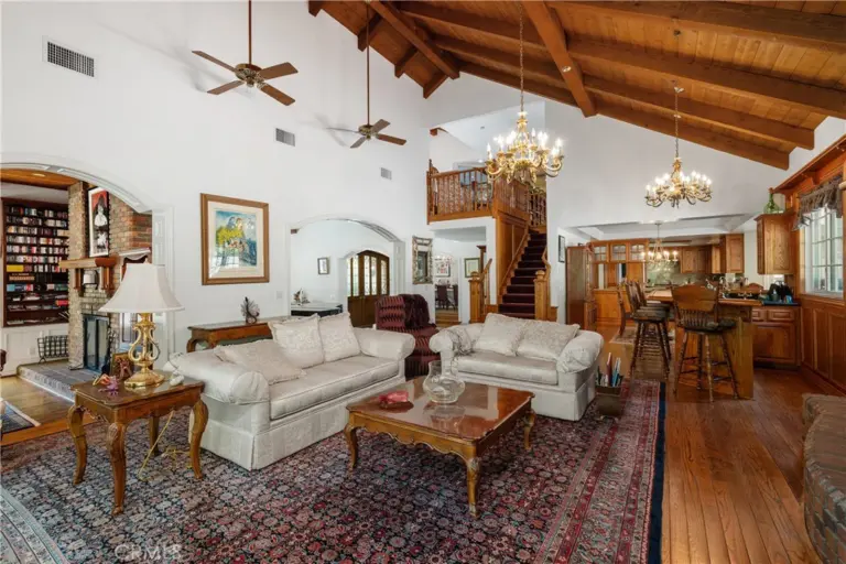 1170 N Englewild Drive, Glendora