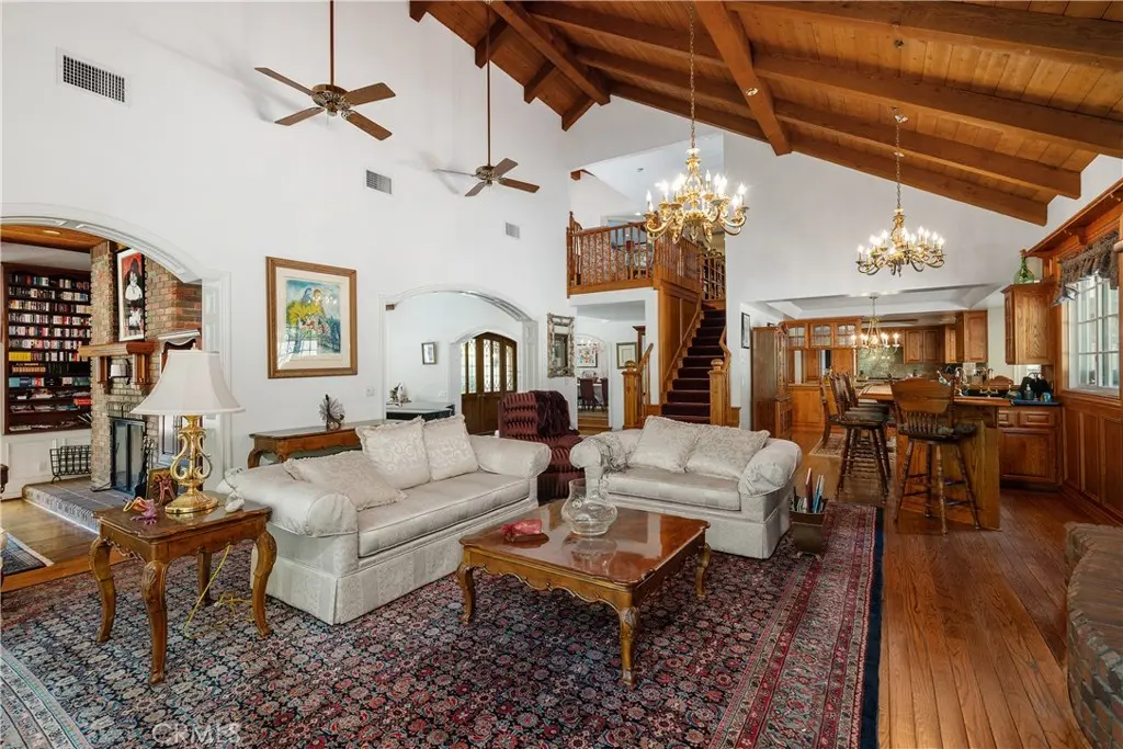 1170 N Englewild Drive, Glendora
