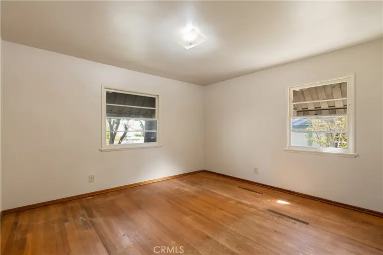 1195 N Campus Avenue, Upland