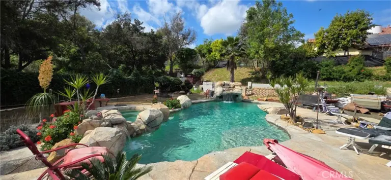 12 Franciscan Place, Pomona