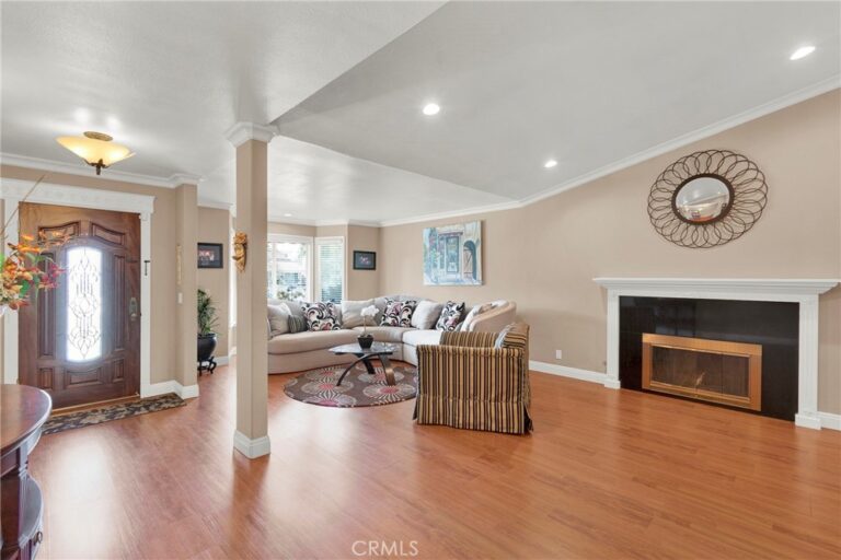 1231 E. ST. ANDREWS, Ontario