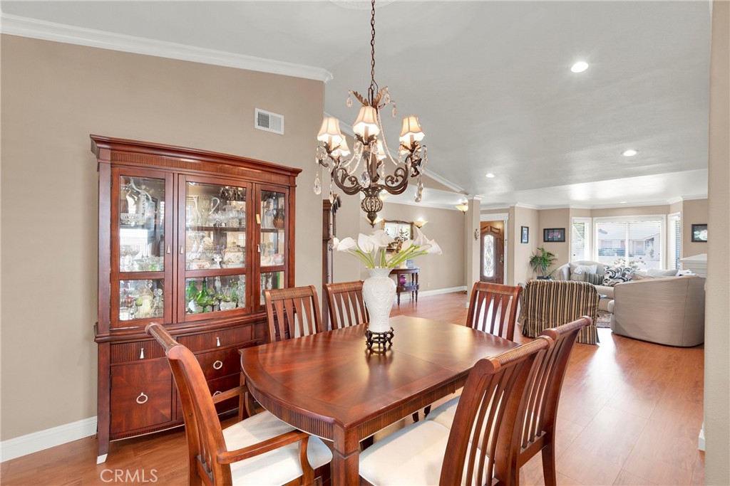 1231 E. ST. ANDREWS, Ontario
