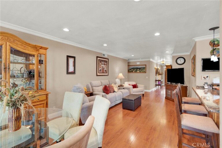 1231 E. ST. ANDREWS, Ontario