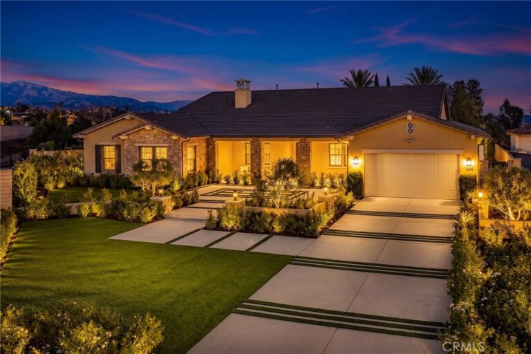 1236 Iris Lane, Glendora