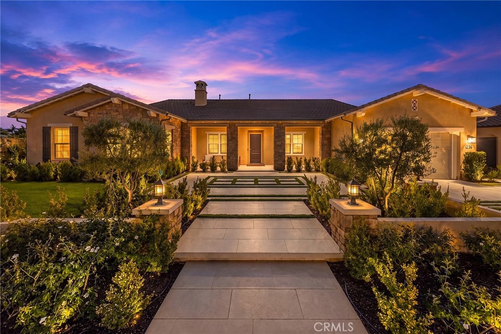 1236 Iris Lane, Glendora