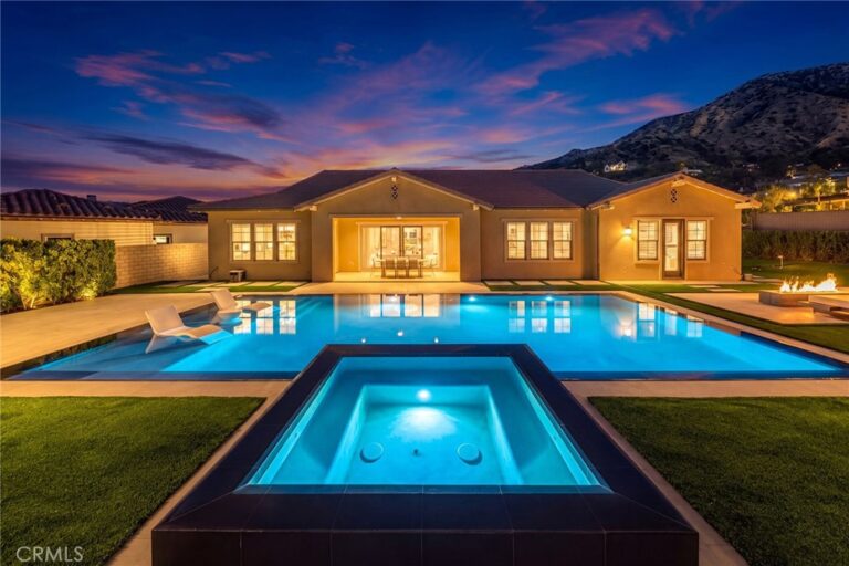 1236 Iris Lane, Glendora