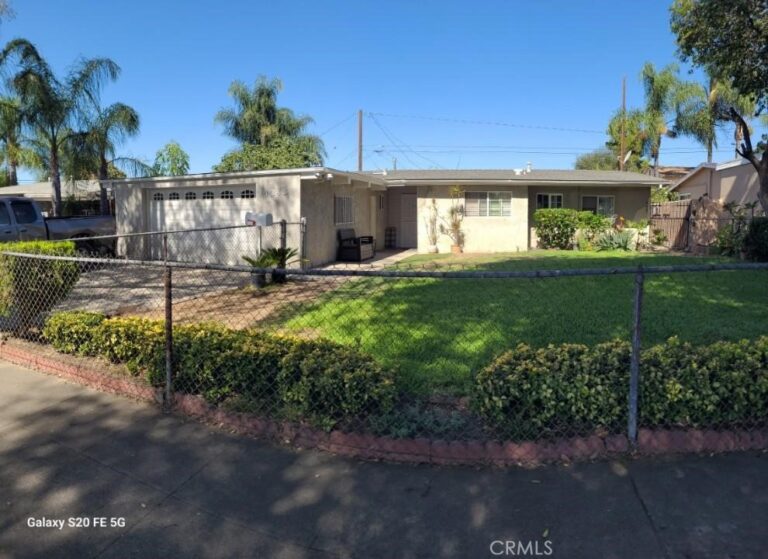 1245 Ross, Pomona