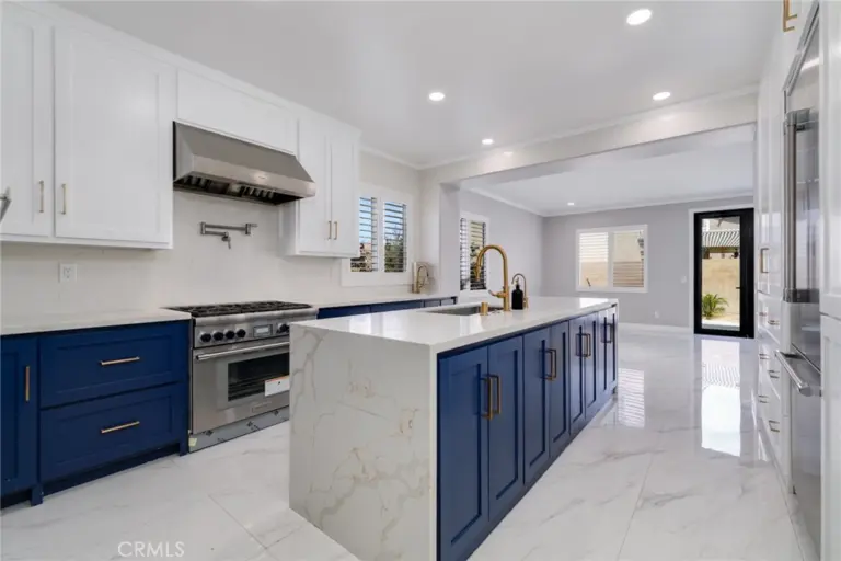 12460 Black Horse, Eastvale