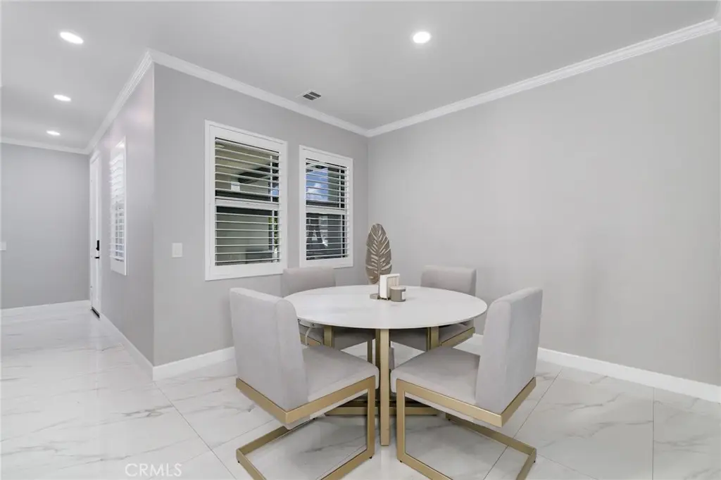 12460 Black Horse, Eastvale
