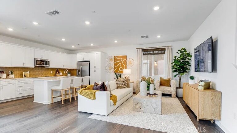1254 Thunderbolt Lane, Rialto