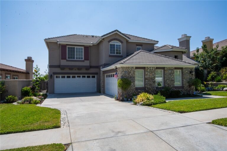 12575 Carmel Knolls Drive, Rancho Cucamonga