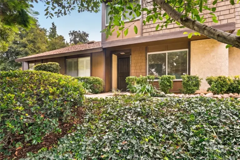 1285 Tarryglen Ln, San Dimas