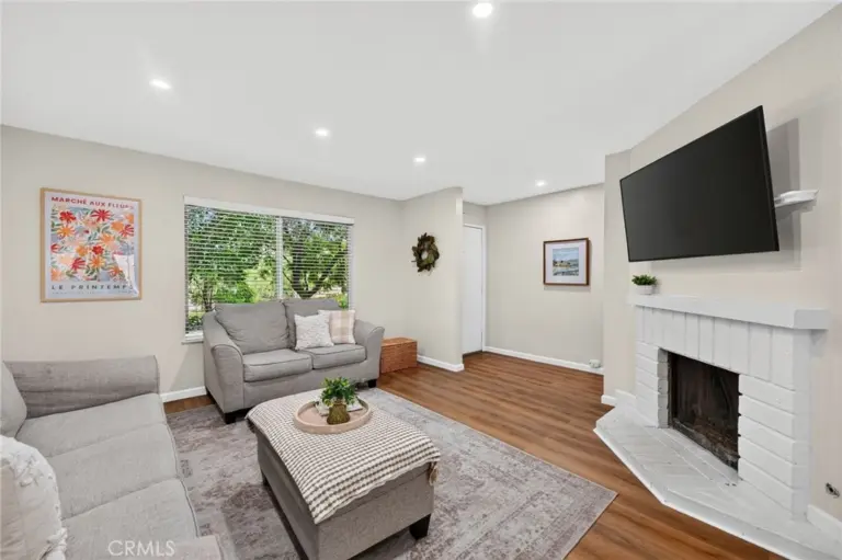 1285 Tarryglen Ln, San Dimas