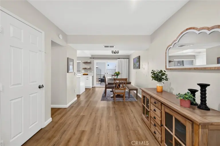 1285 Tarryglen Ln, San Dimas