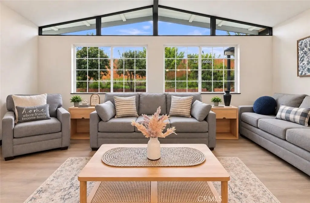 1339 W 11th, Upland