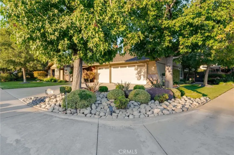 134 Whispering Oaks, Glendora