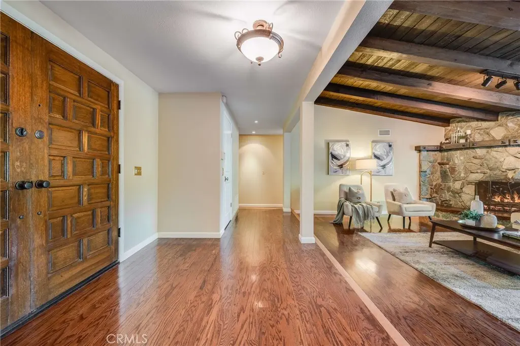 134 Whispering Oaks, Glendora