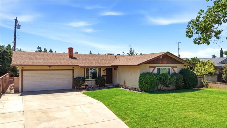 1359 West Granada Court, Ontario