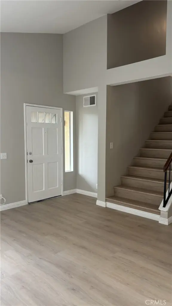13597 Scarborough, Chino