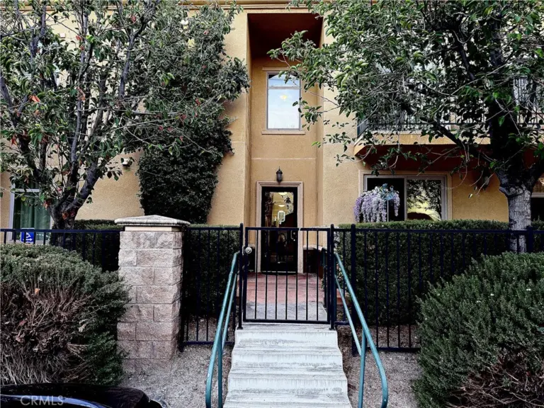 13798 Roswell #A258, Chino