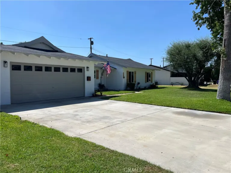 138 Elizabeth Lane, Upland