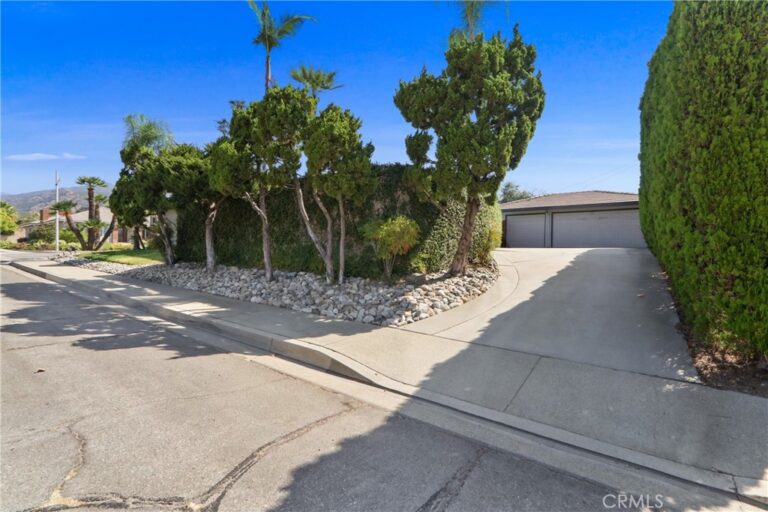 1414 E Laurel, Glendora
