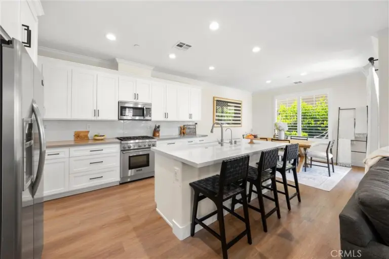 14339 Penn Foster, Chino