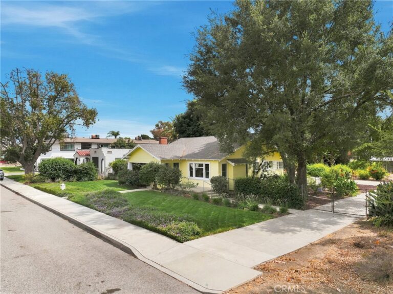 1436 3rd, La Verne
