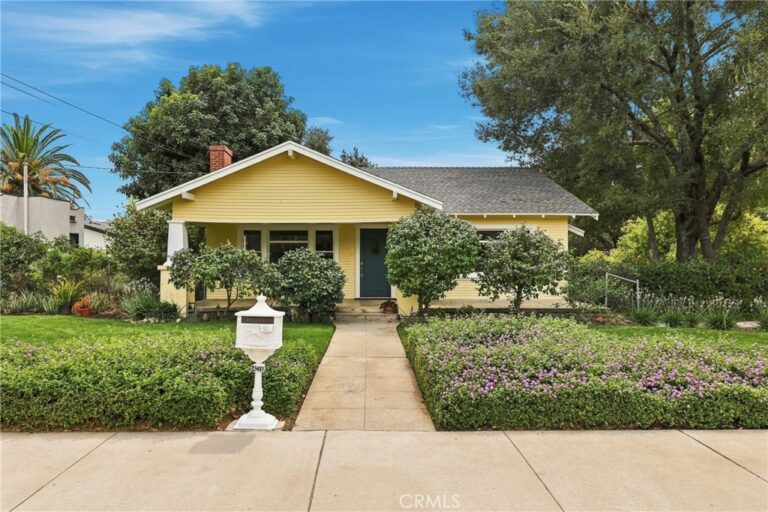 1436 3rd, La Verne