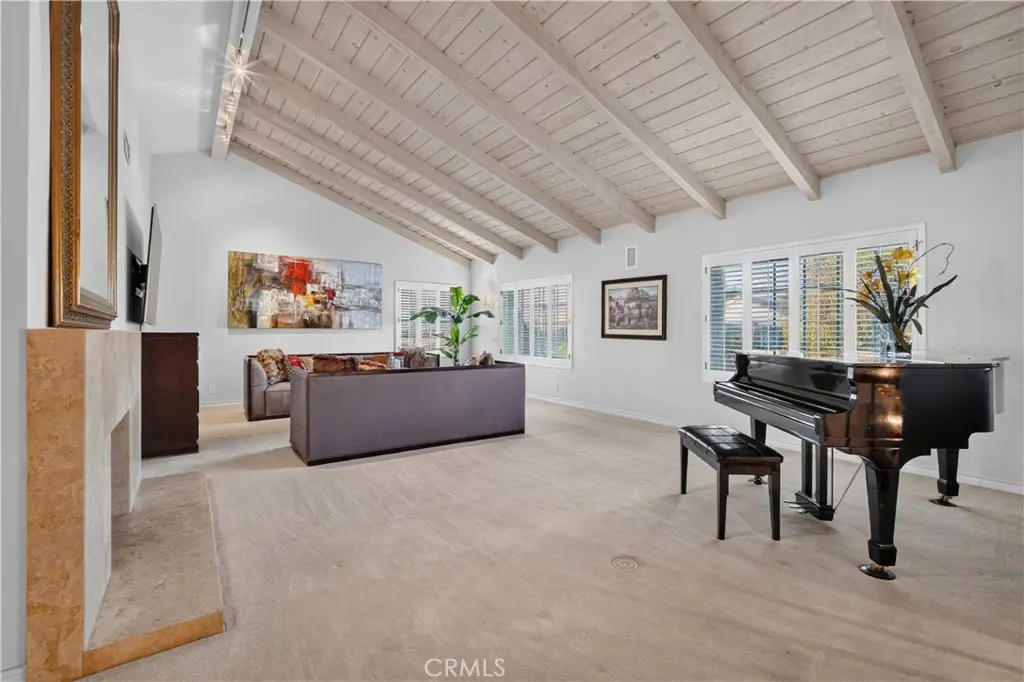 1455 Queen Summit, West Covina